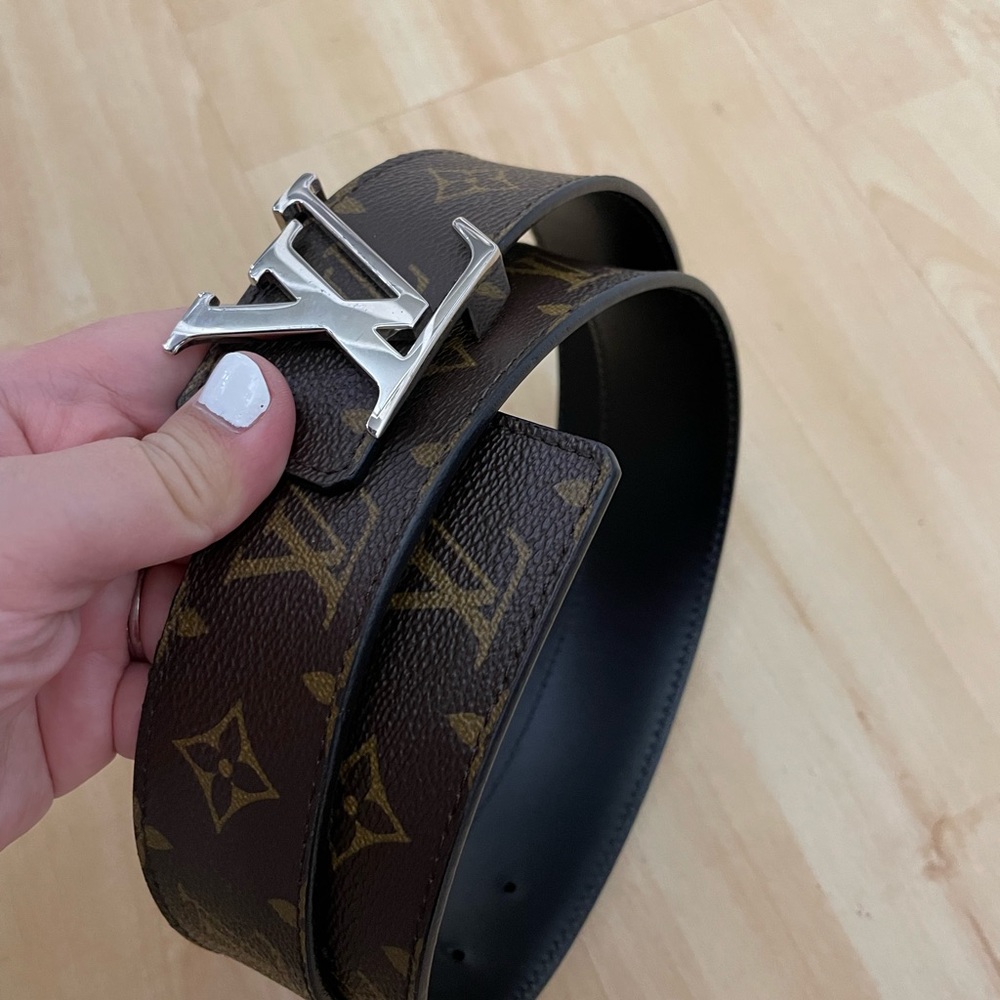 Louis Vuitton monogram reversible belt